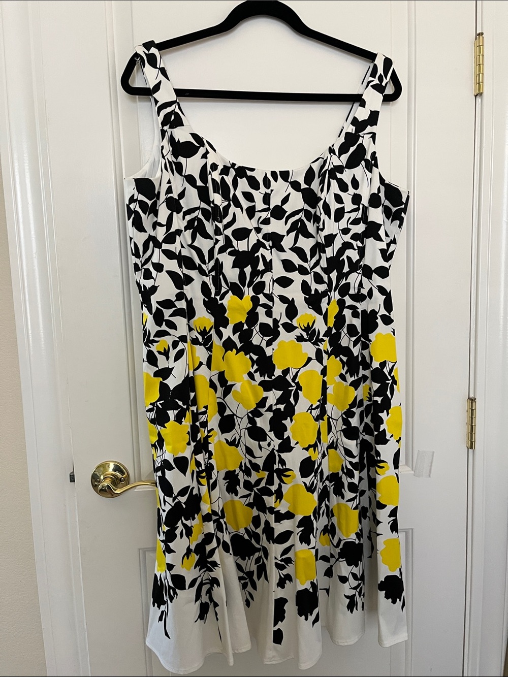 Nine West White Midi Dress with Black Leaf Print and Yellow Floral